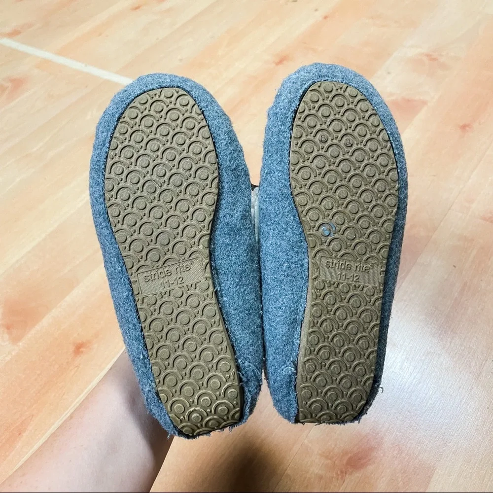 Stride Rite Gray Sherpa Lined Gabriel Wool Moccasins Kids Size 11/12